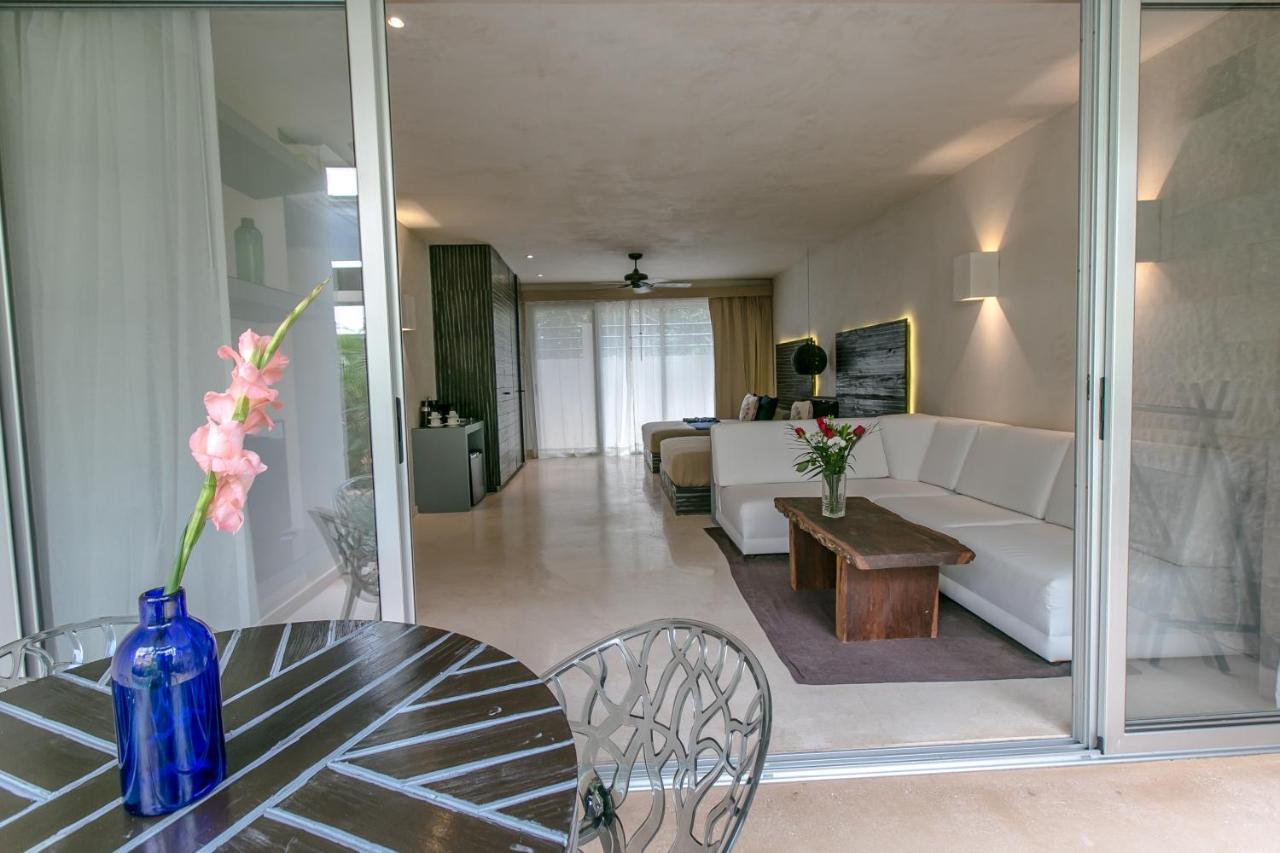 Alma De Flores Private Pools Suites トゥルム エクステリア 写真
